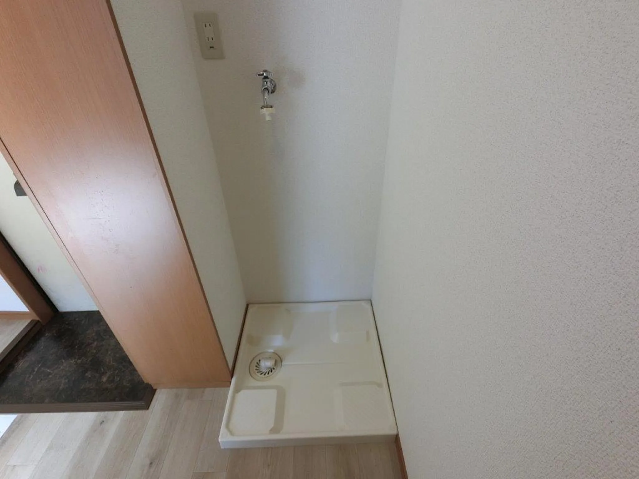 ソレイユ上中里 202号室